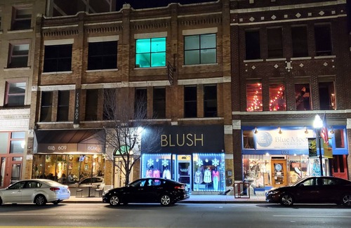 Joplin Appartement | Newly Listed, Stunning Downtown Loft