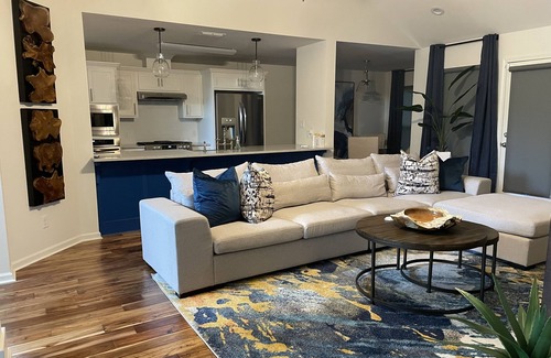 North Little Rock Maison | Newly Modern Home- 10 Minutes from Downtown Little Rock and River Market