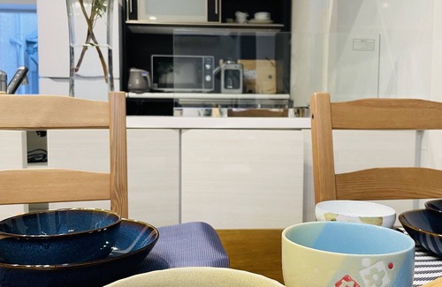 Shinjuku Maison | Newly Open! Shinjuku Villa, Over 100 m²，75 inch TV，2 mins to Stations!