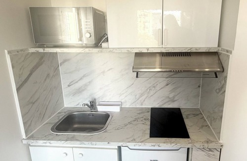 Corbeil-Essonnes Appartement | Appartement 2pièces refait à neuf Parking ,Wifi,machine à laver séche linge.