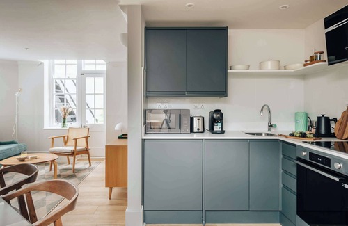 Vincent Square Appartement | Newly Refurbished 2BD LG Apartment
