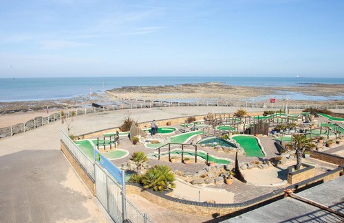 Margate Appartement | Newly Refurbished - Margate Seascape Retreat - Direct Sea Views