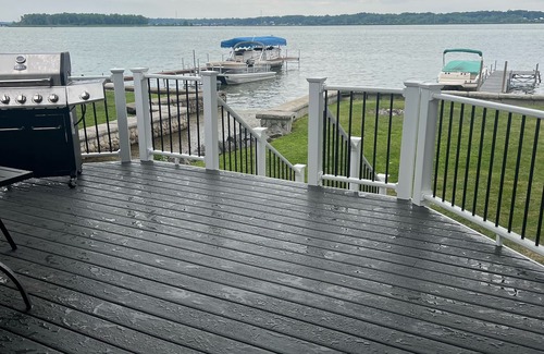 Cayuga Maison | Newly remodeled Cayuga Cottage with private dock on the sunset bay.