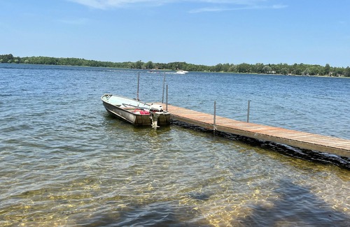 Hackensack Cottage | Newly Remodeled Cottage Rental on a Small, Family Oriented, Lakefront Resort