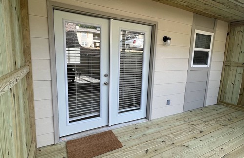 Starkville Copropriété | Newly remodeled cozy condo, walking distance to campus or jump on the shuttle.