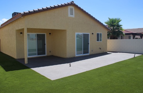 Whitney Ranch Maison | Newly Remodeled Family Home 3B/2B - Short Drive to the Strip!