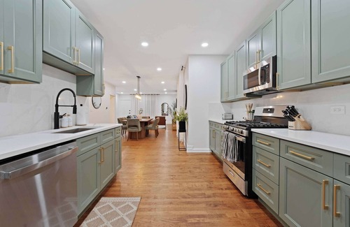 Elmhurst Maison | Newly Remodeled Home w/Game Room & Amazing Yard
