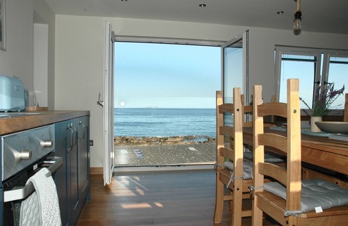 Kilrenny Maison | Cottage en bord de mer récemment rénové avec une vue panoramique imprenable sur la mer à 180 degrés