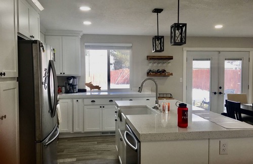Cottonwood Heights Maison | Maison récemment rénovée au pied du canyon