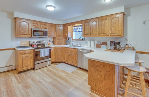 Mount Pleasant Mills Maison | Hunter’s Dutch Country Paradise on 60-Acre Farm!