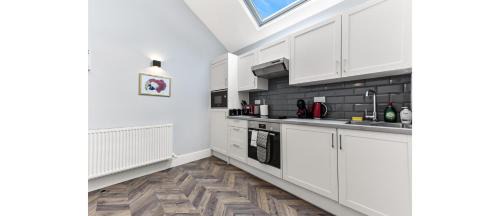 Havering Appartement | Newly Renovated 1BD Flat Perfect for Travellers