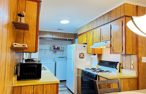 Louisville Maison | Newly Renovated 3-Bedroom - William's Haven 5C with WiFi & AC, Louisville MS