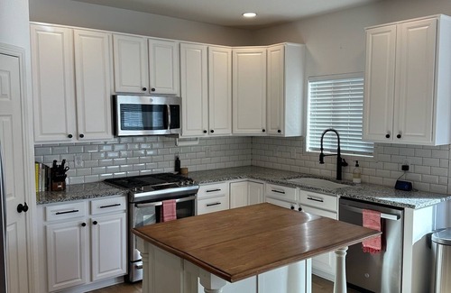 Castle Rock Maison | Newly Renovated 4 Bedroom Family Home with incredible yard!