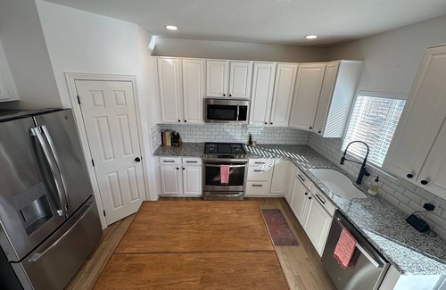 Castle Rock Maison | Newly Renovated 4 Bedroom Family Home with incredible yard!