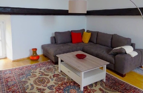 Donaustauf Appartement | Newly renovated and high-quality furnished holiday apartment with a quiet terrace
