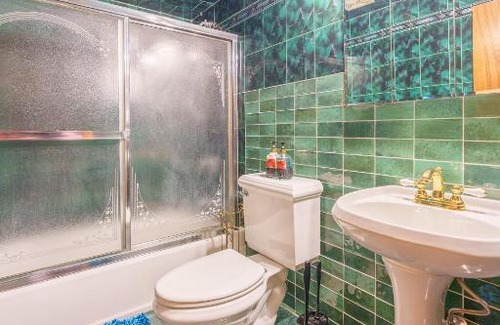 Flatbush Appartement | Newly Renovated Beautiful Studio Apt