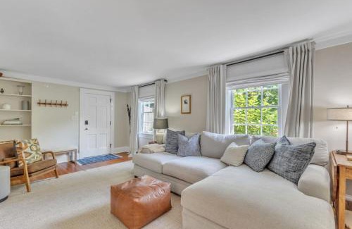Hillsborough Maison | Newly Renovated Carriage House