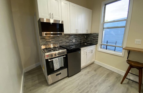 East Bronx Appartement | ★ NEWLY RENOVATED, CLEAN COMFORTABLE & SANITIZED ★