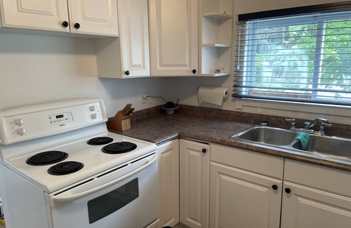Long Point Cottage | Newly renovated cottage with new central air just steps from the beach