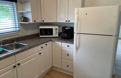 Long Point Cottage | Newly renovated cottage with new central air just steps from the beach