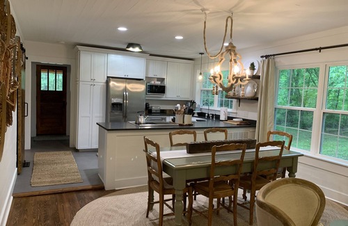 Mentone Maison | Newly Renovated Cottage within walking distance to Historic Downtown Mentone