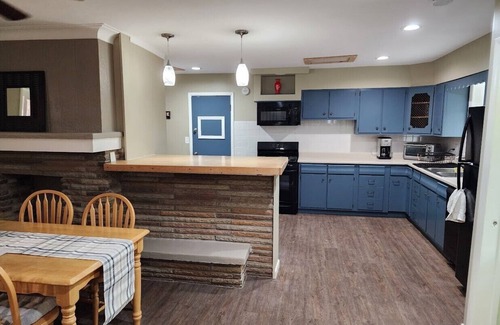 Columbus Appartement | Newly Renovated Cozy Spot, Steps from Downtown
