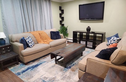 Columbus Appartement | Newly Renovated Cozy Spot, Steps from Downtown
