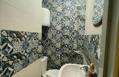 Bab Sharqi Appartement | Newly renovated cozy studio 2 min 2 SEA