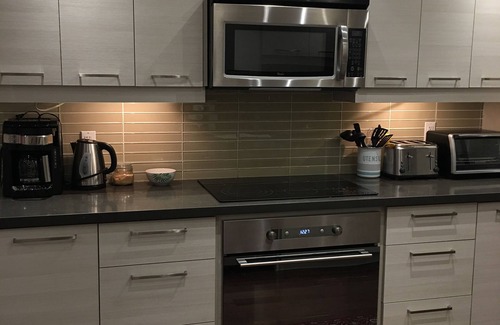Trefann Court Maison | Maison du centre-ville récemment rénovée avec 7 chambres et 2 emplacements de stationnement