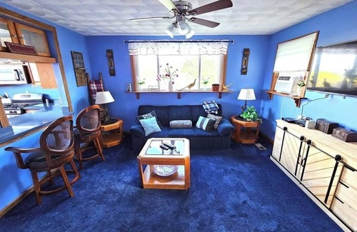 Montour Falls Autre | Newly Renovated Farm House with Lake View