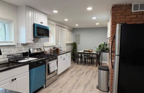 Allen Park Maison | Newly Renovated Gem Fenced Backyard 2 Full Baths