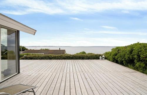 Ronde Maison | Newly Renovated Holiday Home With Aarhus Bay Views