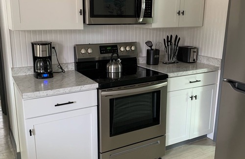Craryville Maison | Newly renovated home - cozy 2 bedroom