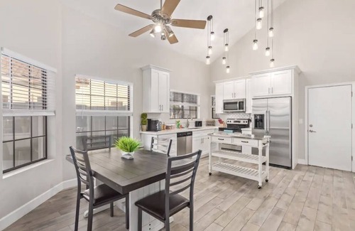 Sweetwater Ranch Maison | Newly Renovated Home w/Private pool, Heated Community Pool & Spa, Tennis Courts