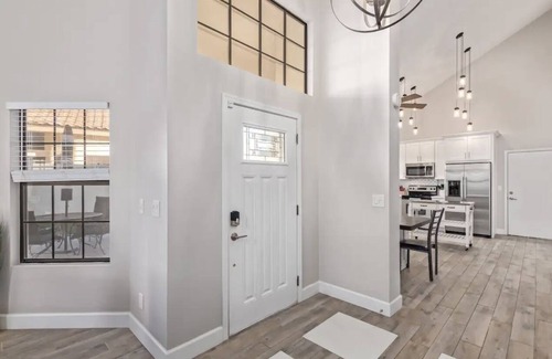 Sweetwater Ranch Maison | Newly Renovated Home w/Private pool, Heated Community Pool & Spa, Tennis Courts