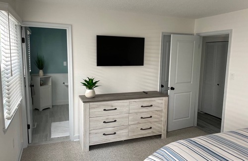 South End Maison | Newly Renovated House on the Bay in OCNJ