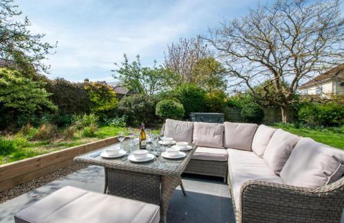West Runton Maison | Newly Renovated luxury seaside property with hot tub - near to Cromer & Sheringham