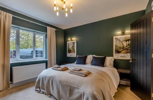 West Runton Maison | Newly Renovated luxury seaside property with hot tub - near to Cromer & Sheringham