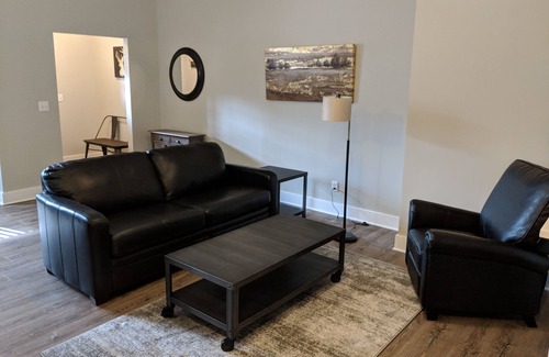 Ellicottville Appartement | Newly Renovated Modern 1-Bedroom In The Village Of Ellicottville