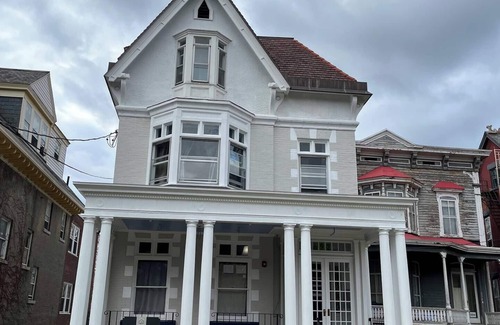 Albany Appartement | Newly Renovated Modern Look Historical Building