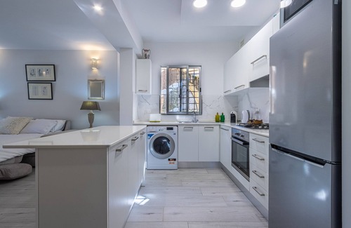 Bahar ic-Caghaq Appartement | Newly renovated apartment with outdoor pool, in a coastal and country setting