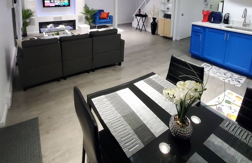 North Valley Stream Maison | Newly Renovated one bedroom basement in Valley Stream NY