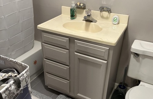 Tarrant Maison | newly renovated one bedroom studio.