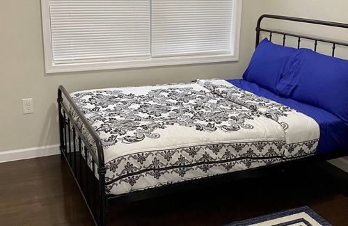 Roselle Appartement | NEWLY RENOVATED PEACEFUL SPACE. 15MINS FROM EWR.