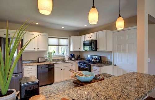 Skaneateles Maison | Newly renovated pet friendly Ranch near downtown Skaneateles!