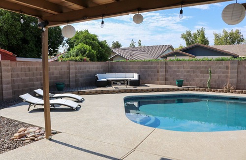 The Lakes Maison | Newly Renovated Quaint Tempe Home with Pool