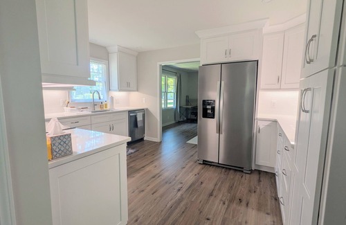 Unionville Maison | Newly renovated ranch on peaceful 1-acre