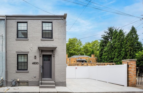 Lawrenceville Maison | Newly renovated retreat in the heart of Lawrenceville with parking and a yard!