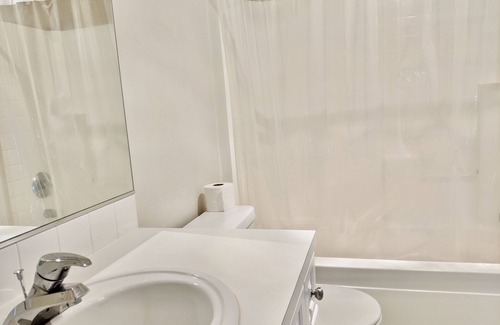 Issaquah Highlands Appartement | Newly renovated studio In Issaquah Long-Term Rental