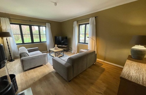 Ehlbeck Appartement | Newly renovated teacher's house in an exclusive location